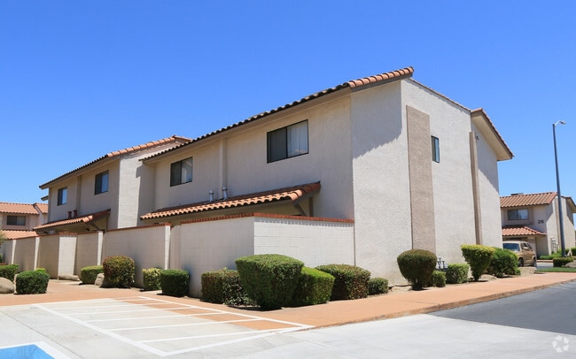 Summerwoods Apartments