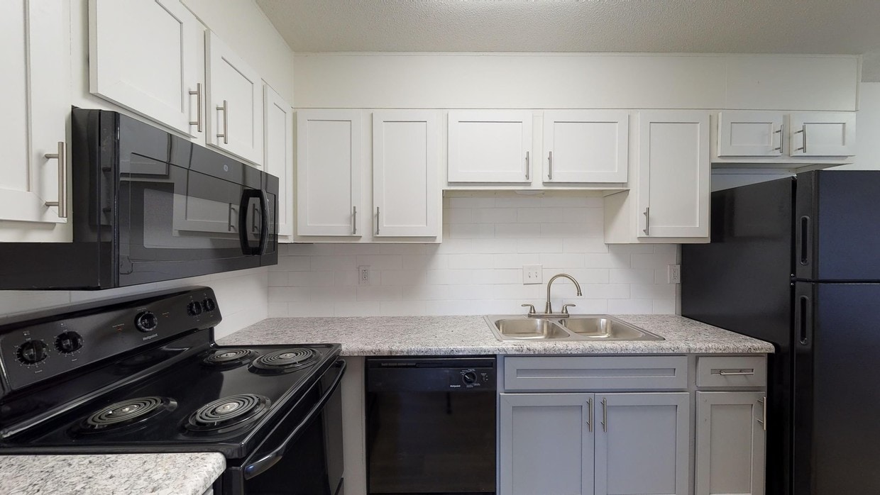 Photo - The Views at Irondale Apartments