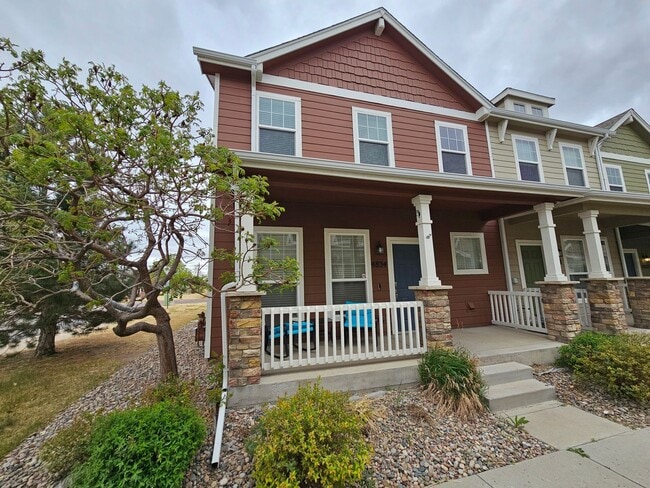 Building Photo - 3 Bed 3 bath house in 80916!