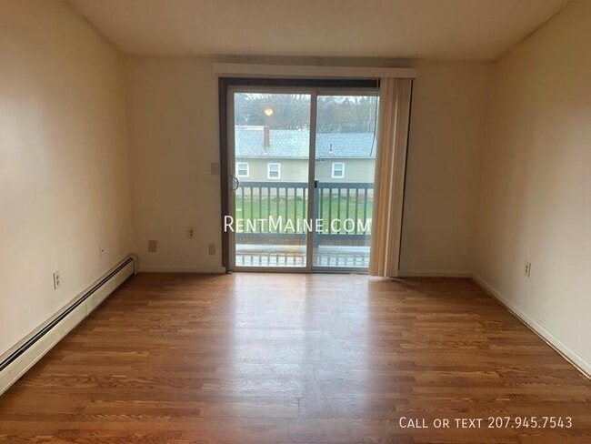 Photo - 385 Pine St Unit 8