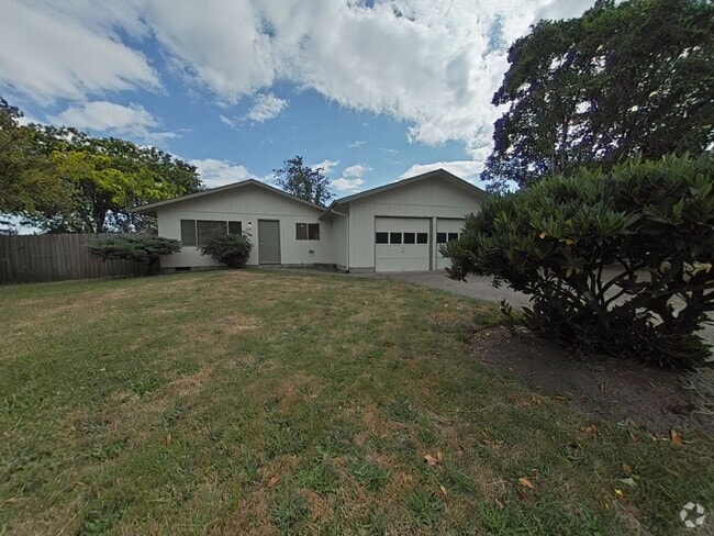 Building Photo - 3 Bedroom House ~ Northwest Corvallis ~ Pe...