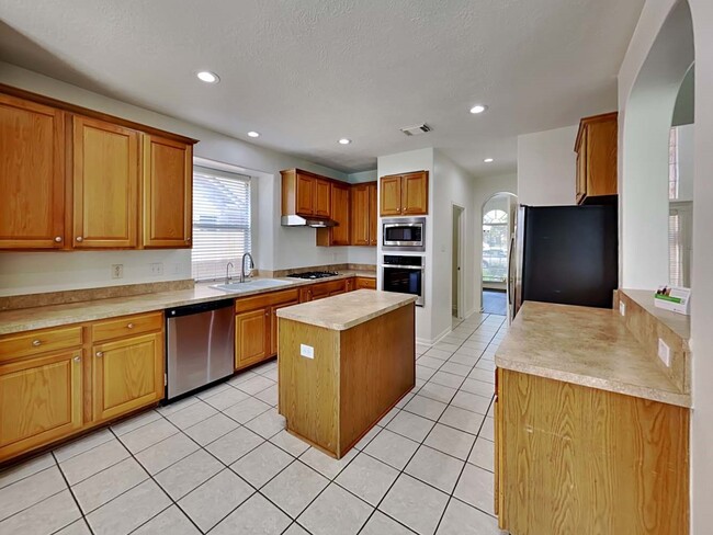 Photo - 1120 Sunset Lakes Dr