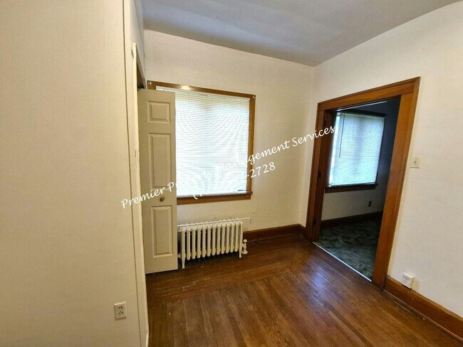 Photo - 353 Main St Unit 2