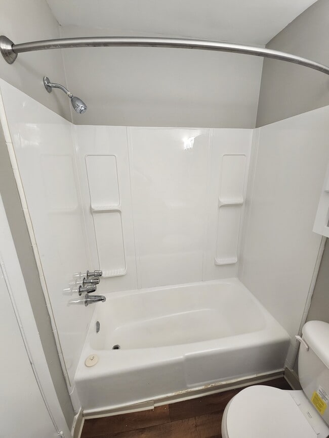 Willow Oaks Apartments For Rent in Hampton, VA