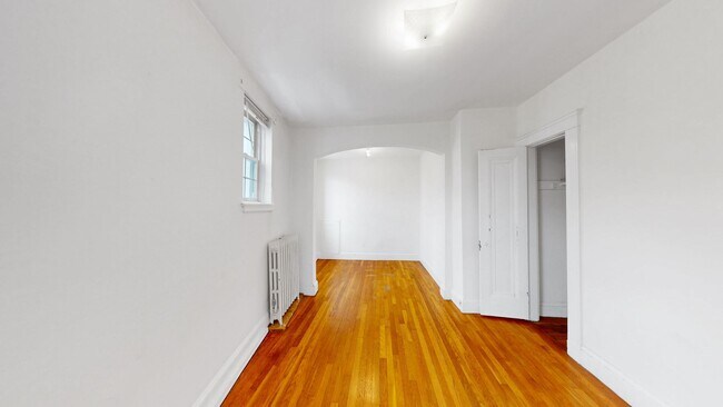 Photo - Medford Square 1-bed with heat and hot water included