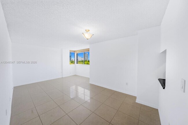 Photo - 2400 SW 3rd Ave Unit 706
