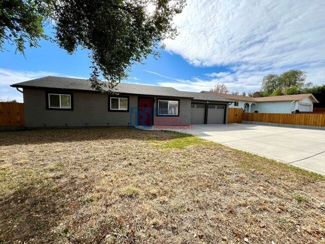 Photo - 1675 Tahlequah Dr