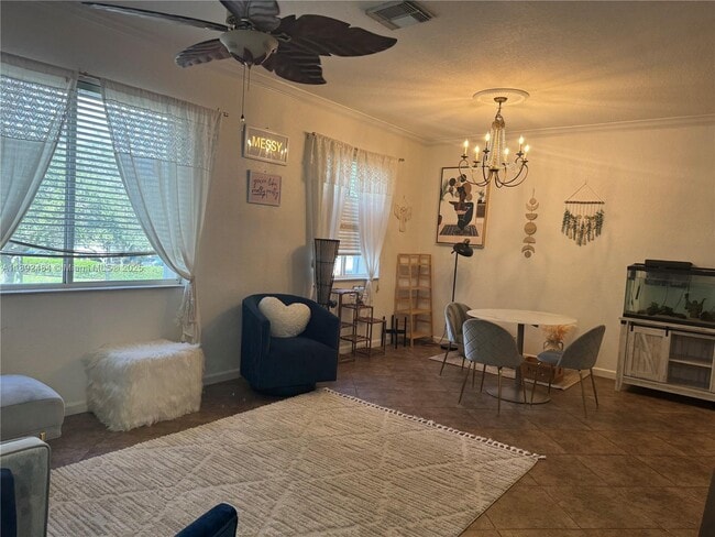 Photo - 3152 N Greenleaf Cir