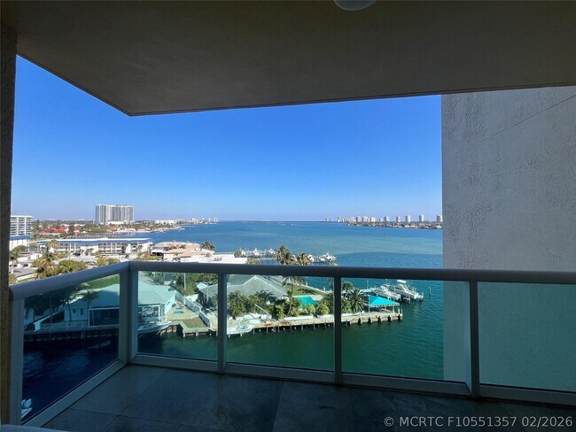 Photo - 2650 Lake Shore Dr Unit 803