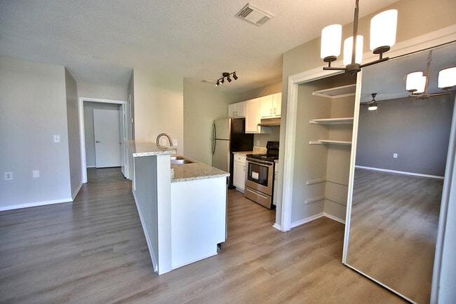 Photo - Gloster Flats