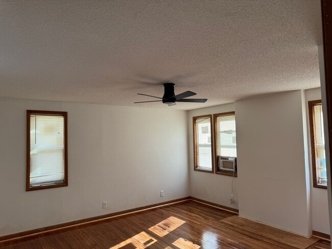 Photo - 408 3rd Ave NW Unit Apt A