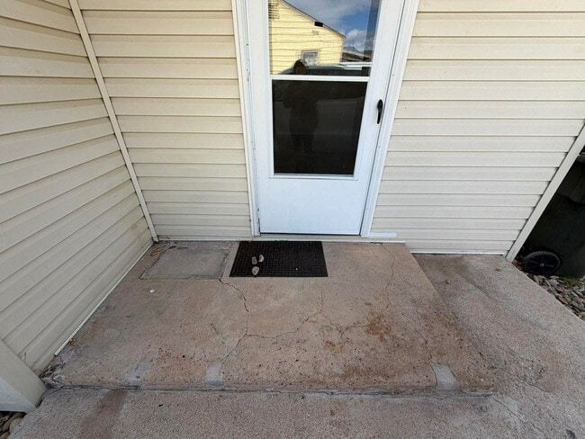 Photo - East Carbon House