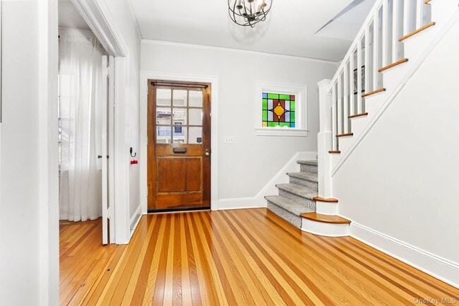 Photo - 33 Redfield St