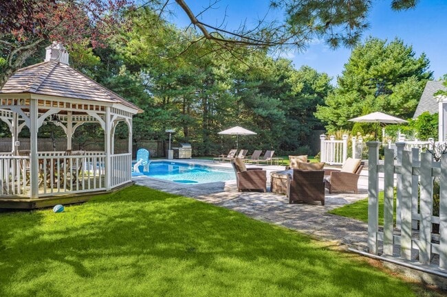 Photo - 117 Fox Hollow Ln