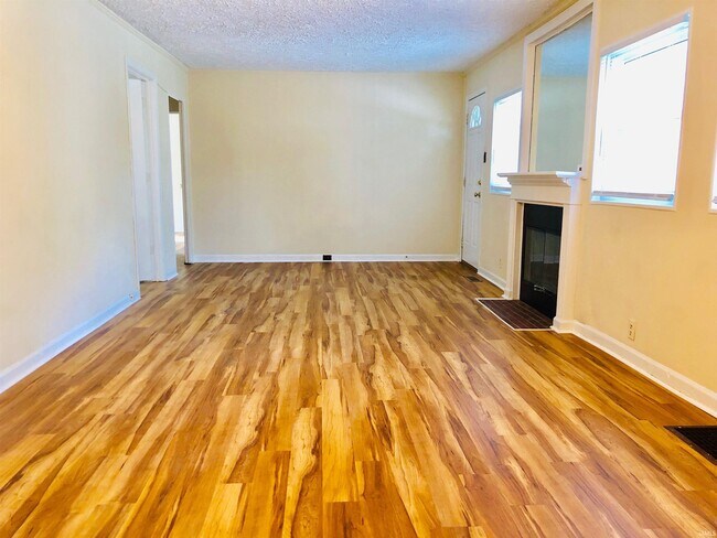 Photo - 613 S Highland Ave