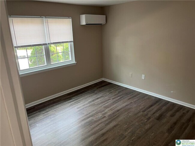 Photo - 511 Prospect Ave Unit 2