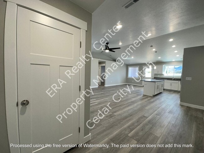 3981 N Hawks Landing Loop