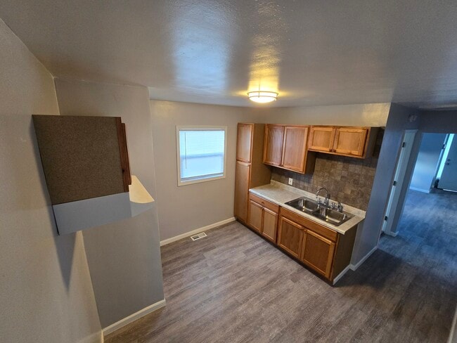 Photo - 1712 Georgia St