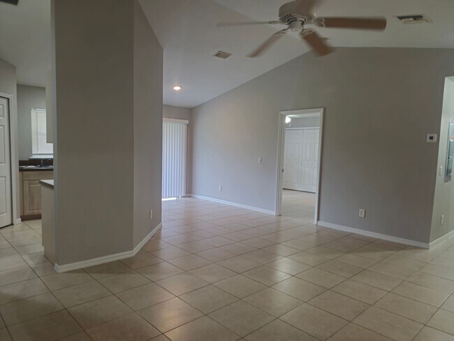 Photo - 3 bedroom 2 bath in Lehigh Acres