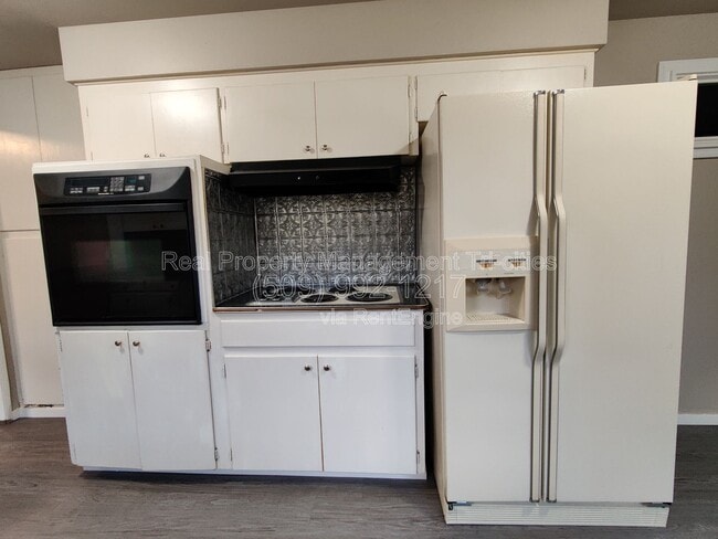 Photo - 7528 W Umatilla Ave