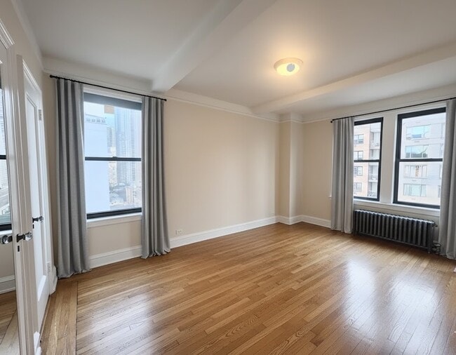 128 E 56th St