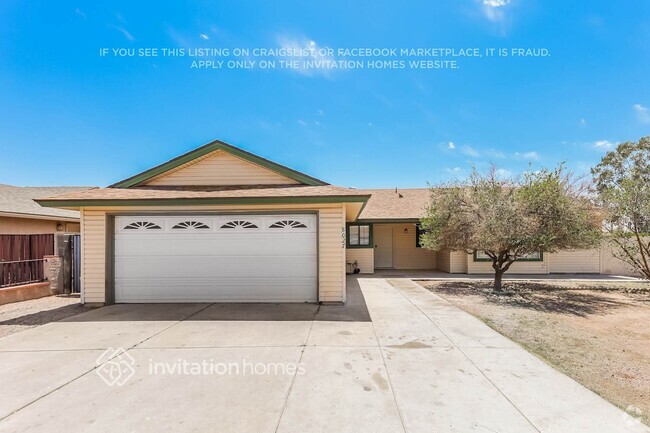 Building Photo - 8027 W Glenrosa Ave Rental