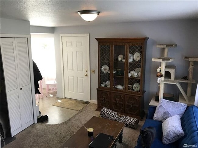 Photo - 2924/2926 Moore St Unit 2924