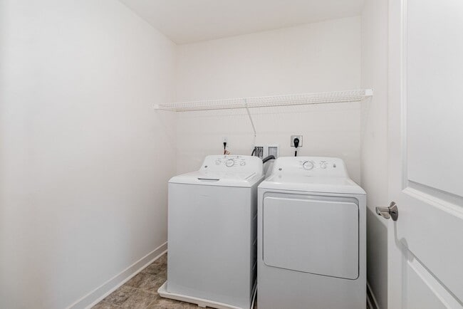 Photo - 1708 Fairmont Dr Unit 210