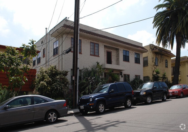 3939 7th Ave