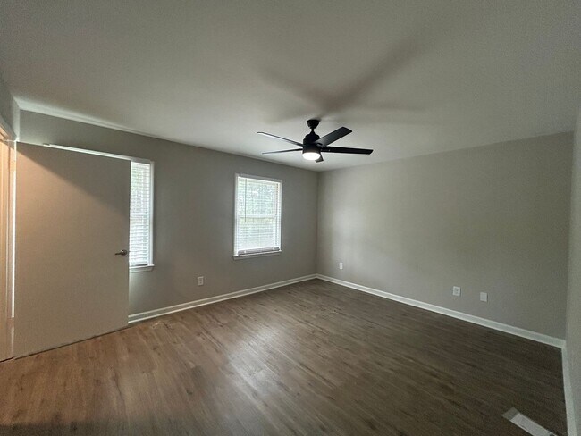 542 Greentree Terrace