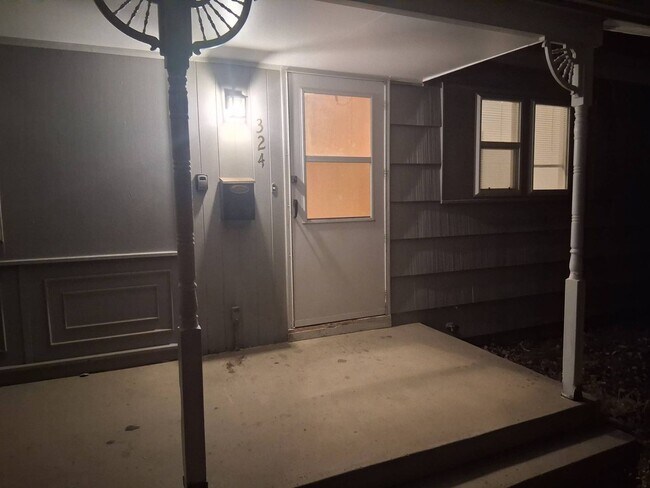 Photo - 3 Bed/ 1 Bath House