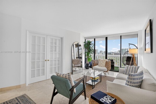 Photo - 1000 W Island Blvd Unit 2105