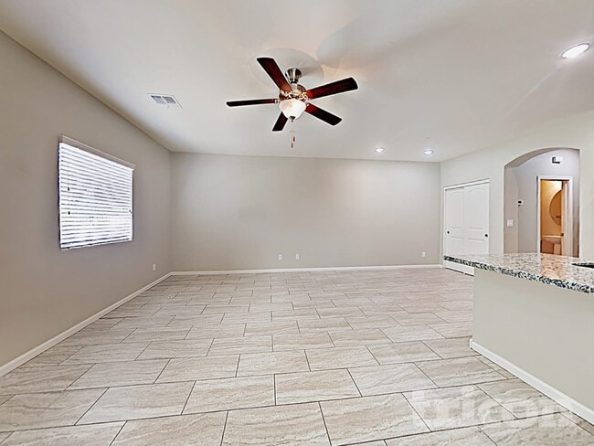 Photo - 12541 W Hummingbird Terrace