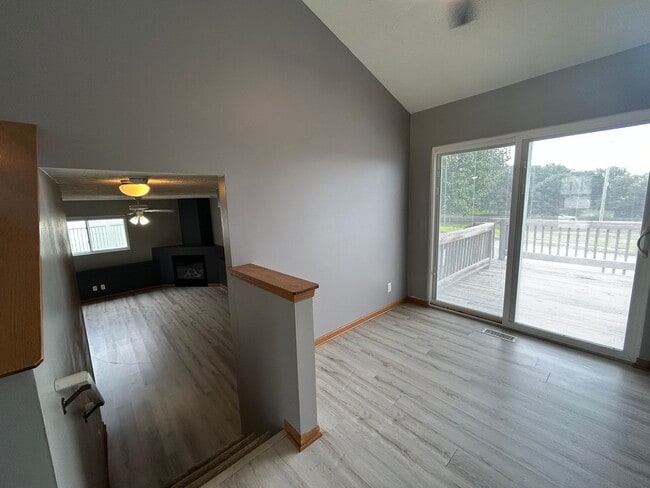 Photo - Home For Rent Bellevue.