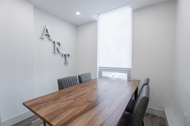 5515 Clyde St. Unité SI ID1222949P