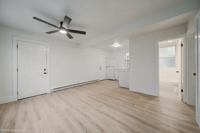 Photo - 725 2nd St Unit B