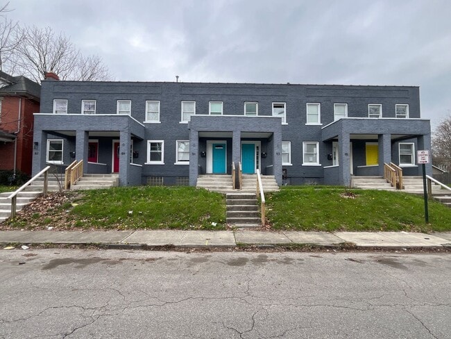 Building Photo - 87-97 Burgess Unit 93