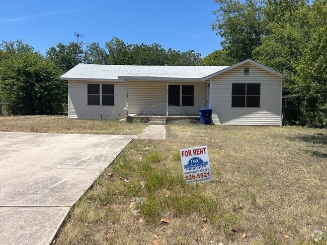 Building Photo - 805 North Dr Rental