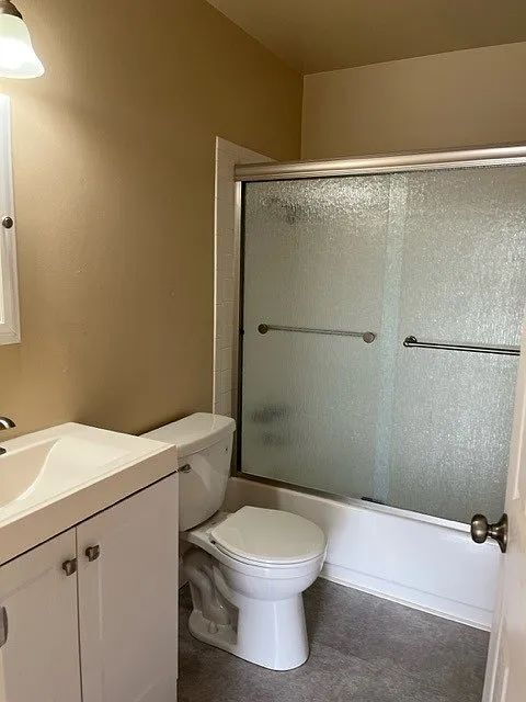 Photo - 2 bedroom 1 bth upper unit Unit D