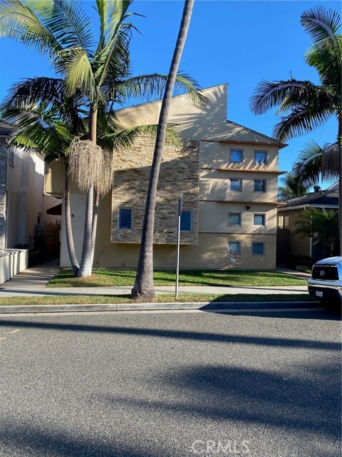 Building Photo - 250 6th St