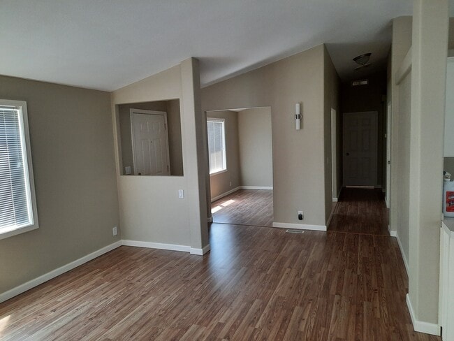 Photo - 3200 Oak Terrace Dr