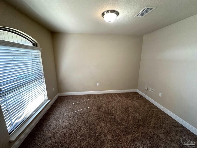 Photo - 4700 Belvedere Circle