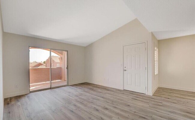 Photo - MODERN 1 BED 1 BATH CONDO AT COPPER SANDS! Unit 2014