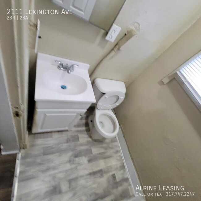 Photo - 2111 Lexington Ave