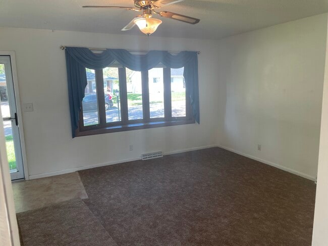 Photo - 4625 Candlelight Dr