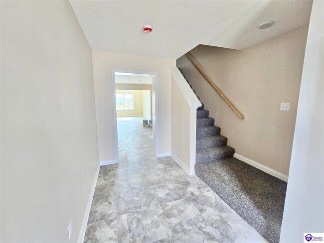 Photo - 320 Breckinridge Cir