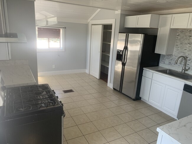 161 Breen Ave