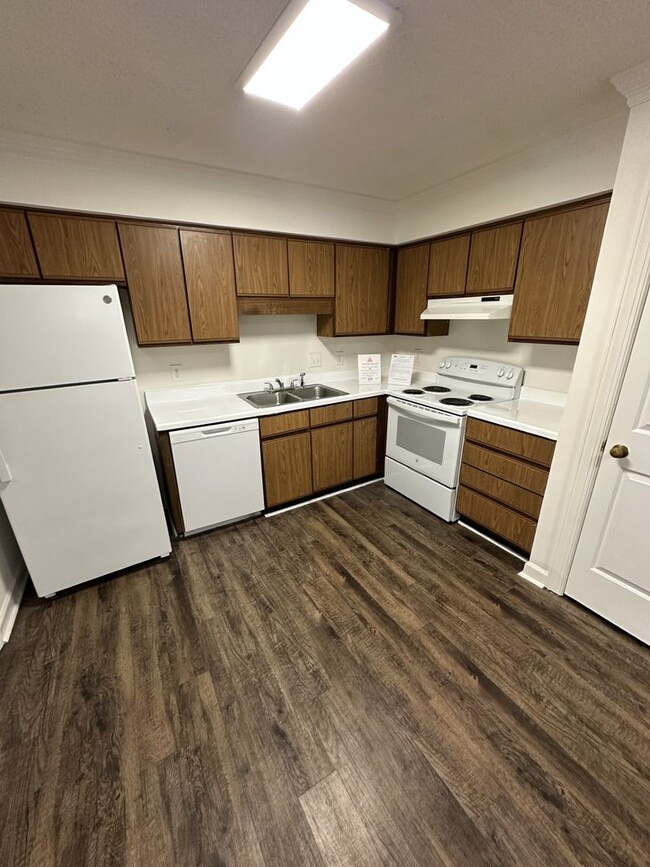 Photo - 2 Bedroom 2 Bathroom Condo!