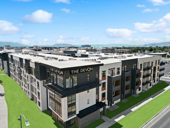 Photo - The Devon at University Place