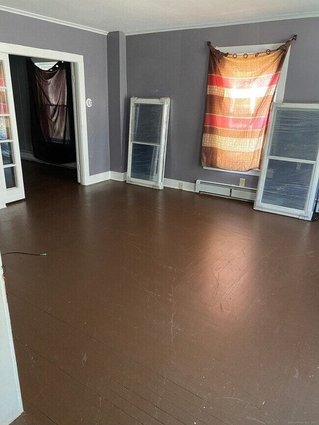 Photo - 104 Spring St